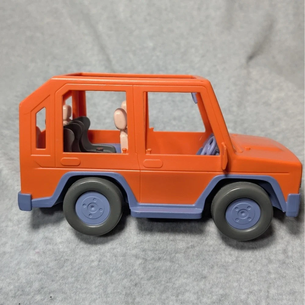 Bluey Heeler Family 4WD SUV Toy Vehicle Orange Car Collectible